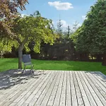 Two-bedroom In Dom wakacyjny *